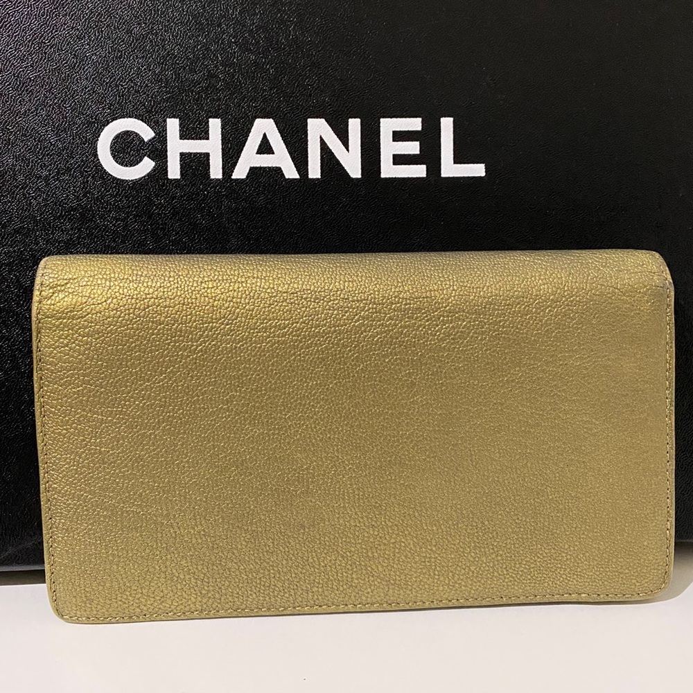 Chanel Yen Wallet View 3